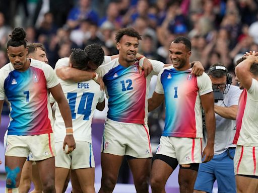 France stuns Fiji to take gold in men’s rugby sevens