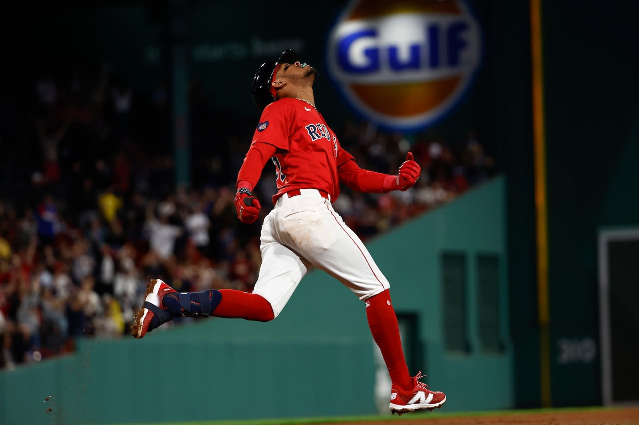 Red Sox lineup: Rookie starts at second base for first time this season