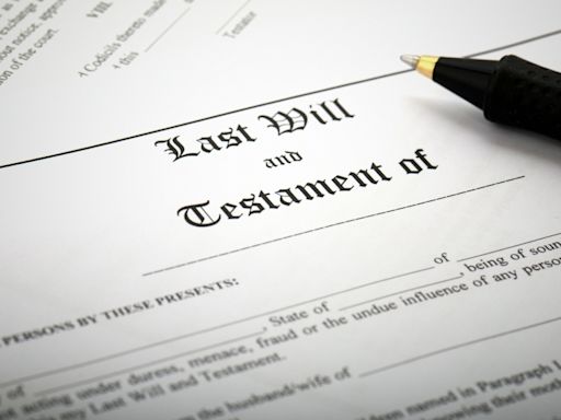 Do you need a lawyer when making a will in Canada?