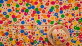 Yayoi Kusama: explorando la identidad en un mundo saturado de estímulos visuales