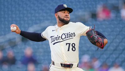 Simeon Woods Richardson pitches gem as Twins beat Mariners in series opener