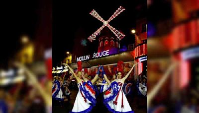 Windmill is back on Paris’s Moulin Rouge after bad fall with broken blades in April