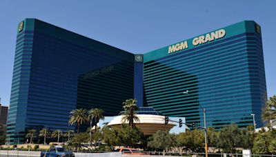 Ex-MGM Grand president faces sentencing for not reporting multimillion-dollar wagers by fraudulent bookie