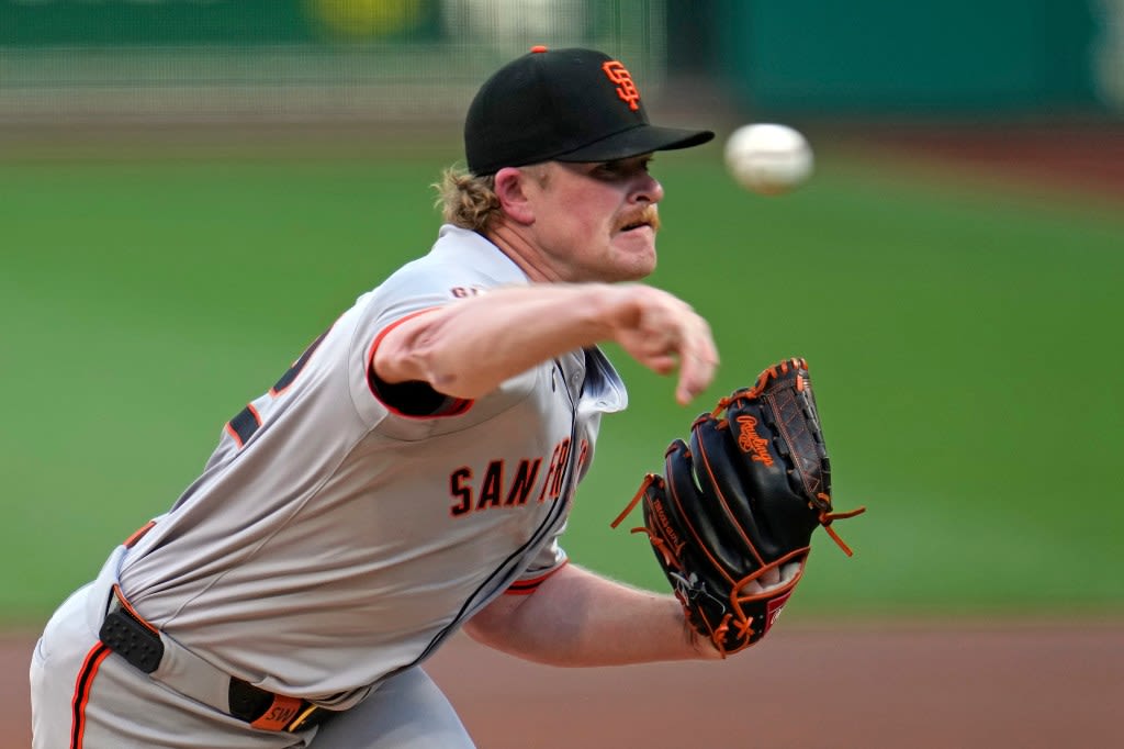 SF Giants’ win streak comes to an end as they blow 4-run lead in 9th inning to Pirates