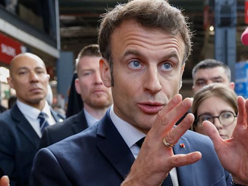 La Nación / La izquierda francesa presiona a Macron y exige el puesto de primer ministro
