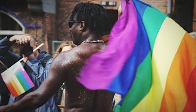 Junho traz à tona todo tipo de gente que ama LGBT, de verdade ou não