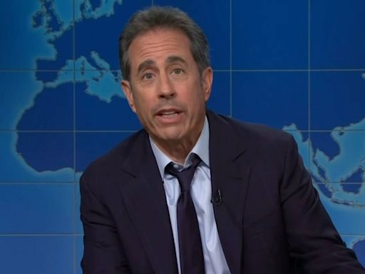 Jerry Seinfeld Crashes ‘SNL’ Weekend Update As “A Man Who Did Too Much Press” With A Warning For Ryan Gosling