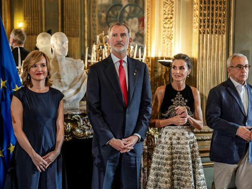 "¡A por todas!", urge el rey Felipe VI a la delegación olímpica española