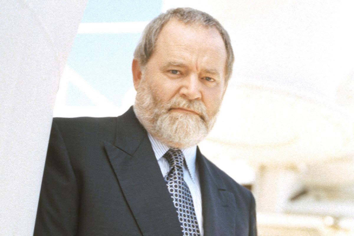 R.I.P. Alan Scarfe: 'Double Impact' actor dead at 77