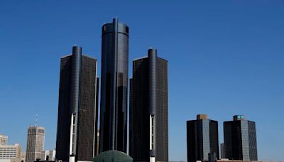 GM’s Mary Barra doesn’t rule out demolishing Detroit’s iconic Renaissance Center after move