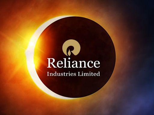 Reliance shares fall 3% after Q1 results. Should you buy, hold or sell?