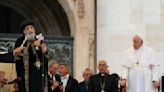 Catholic, Coptic Orthodox popes offer joint Vatican blessing