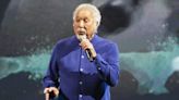 Tom Jones emocionó en su regreso a Buenos Aires, impactó con la potencia de su voz e hizo bailar a todos con “Sex Bomb”