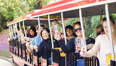 Local vintners pour their wares during Santa Barbara Zoo’s Roar and Pour