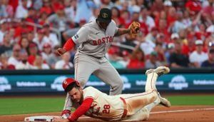 Devers homers for fifth straight game, tying Red Sox record, in 11-3 win over Cardinals