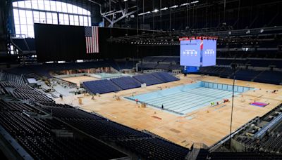 Watch as Lucas Oil Stadium builds a pool for the USA Olympic swim team trials