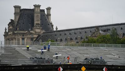 París comienza a quitar las barreras de seguridad tras la ceremonia de apertura