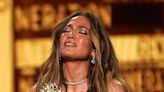 Jennifer Lopez llora al recibir su último galardón y le manda un mensaje a su prometido Ben Affleck
