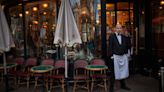 «On va devoir fermer»: à l'approche des JO, les commerçants parisiens plus inquiets qu'à la fête