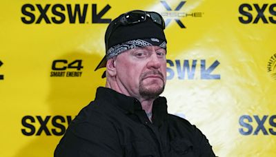 The Undertaker Wants To See WWE Hall Of Famers Roasted - Wrestling Inc.