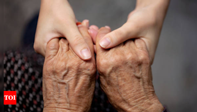 What are the major lifestyle modifications that can help in dealing with Alzheimer's disease? - Times of India