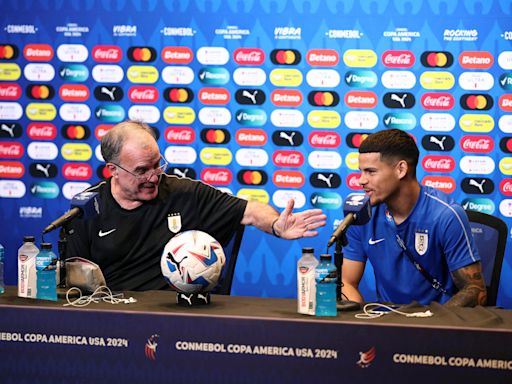 Copa América: Marcelo Bielsa arrancó sonrisas, se puso serio por la exigencia de Colombia y le volvió a apuntar a la prensa