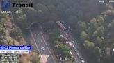 Vídeo: Varios heridos graves después de que un autobús haya volcado encima de un túnel en Cataluña