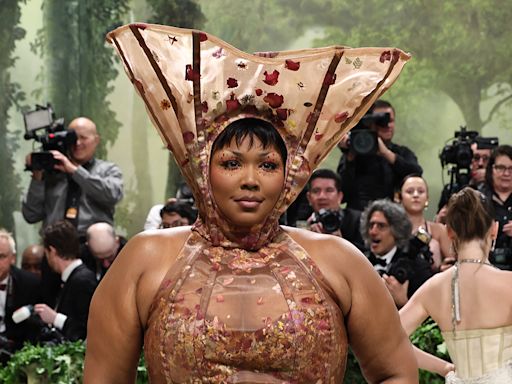 Lizzo at the Met Gala: All the Details on Her Glam and Her Gown