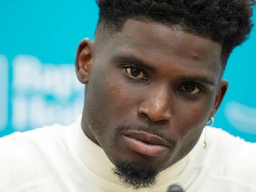 Tyreek Hill says he could have handled his traffic stop better but he still wants the officer fired