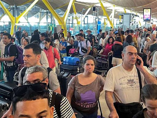 Apagón informático de Windows afecta a aerolíneas, bancos y medios de todo el mundo | Teletica