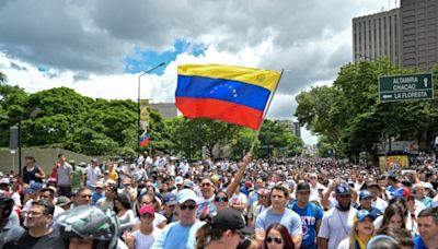 楊寧：中共祝賀馬杜羅當選 與委內瑞拉民意背道而馳 | 選舉舞弊 | 新總統岡薩雷斯 | 通貨膨脹 | 大紀元