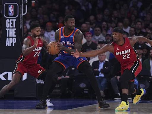 Knicks Trade Proposal Swaps Julius Randle for $146-Million All-Star