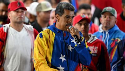 Nicolás Maduro dice que no habrá “fascismo”, habla de hackeo y lanza insultos a Milei