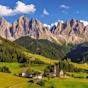 montanhas Dolomitas Paisagens