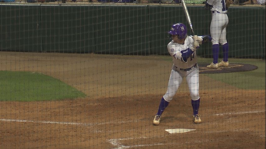 LSU softball drops series opener to No. 15 Arkansas after offense struggles again