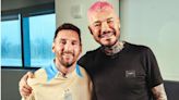 Marcelo Tinelli compartió fotos de su entrevista con Lionel Messi y los seguidores apuntaron fuerte contra su look