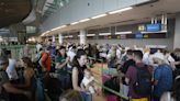 Retrasos en el aeropuerto: 'Si perdemos el vuelo de enlace a Beirut nos tendrían que indemnizar'