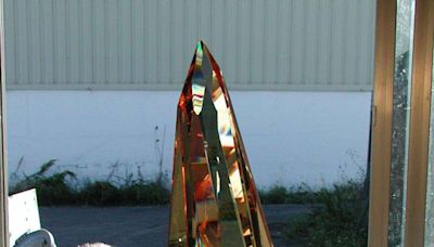 Mergingold: A Majestic Optical Glass Sculpture of Artist Michael Bokrosh - LA Weekly