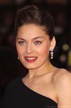 Alexa Davalos