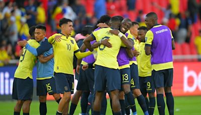 Ecuador gana 1-0 a Perú para permanecer en zona de clasificación al Mundial de 2026