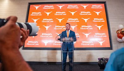 Jim Schlossnagle clarifies timing of Texas discussions during introductory press conference