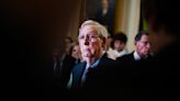 Sen. Mitch McConnell appears to freeze again at a Kentucky event