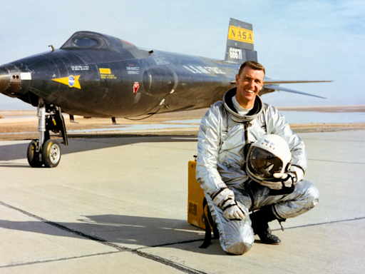 NASA se despide del astronauta Joe Engle, una estrella en la Tierra