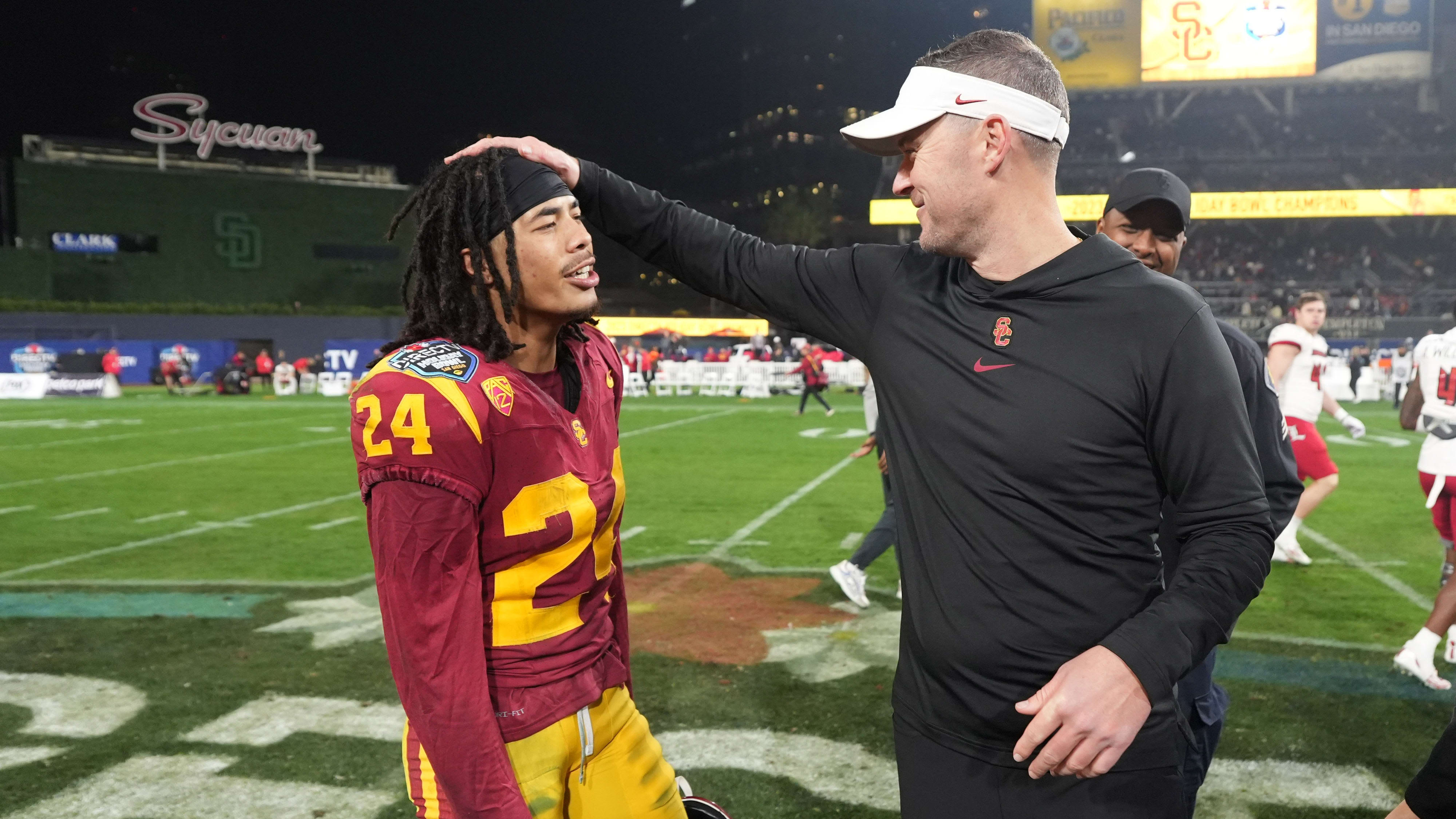 USC Football: Lincoln Riley Hints At Adding Players To Shore Up This Position