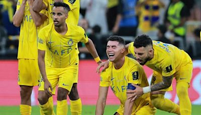 Cristiano Ronaldo reduced to tears, consoled by teammates after Al-Hilal beat Al-Nassr in King Cup final; WATCH video