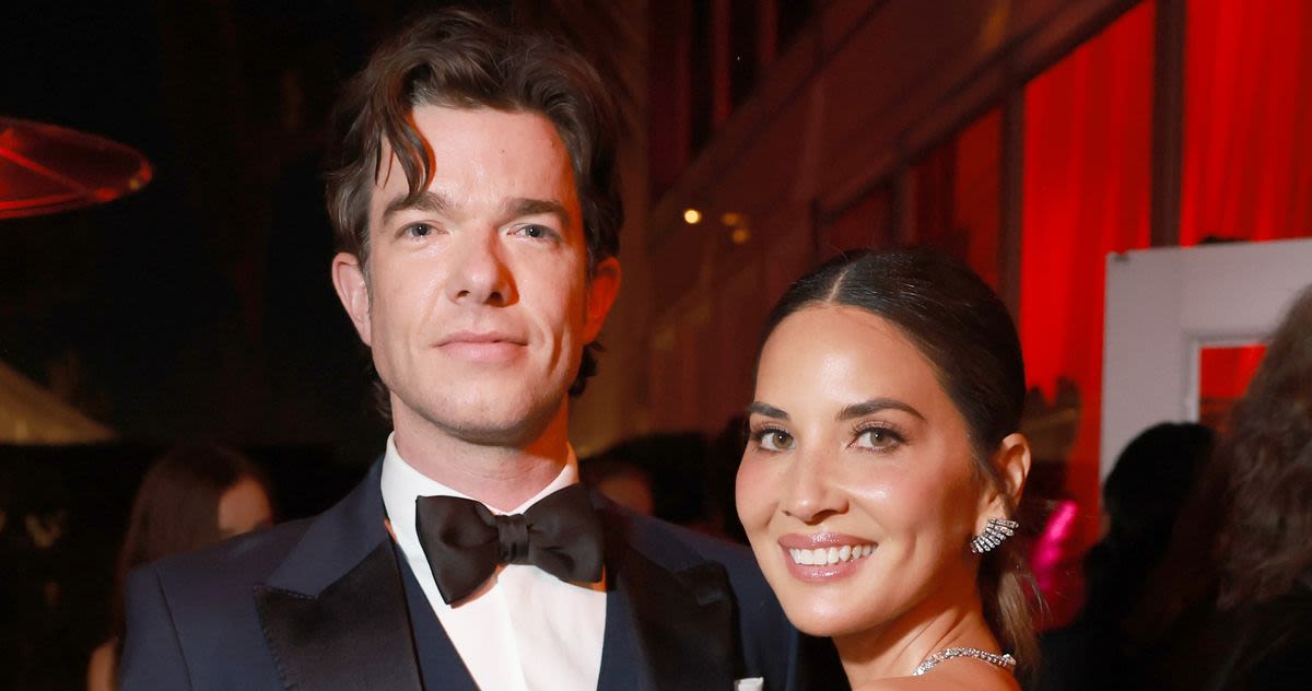 Mulaney Marries Munn