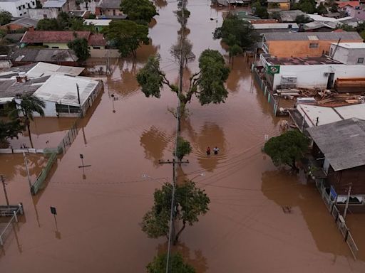 Los muertos por las inundaciones en Brasil ascendieron a 127 y ya son casi dos millones los damnificados