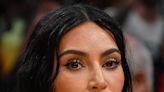 People Are Wondering If The Kardashians Are “Desperate For Money” After Noticing That Billionaire Kim Kardashian Is Trying...