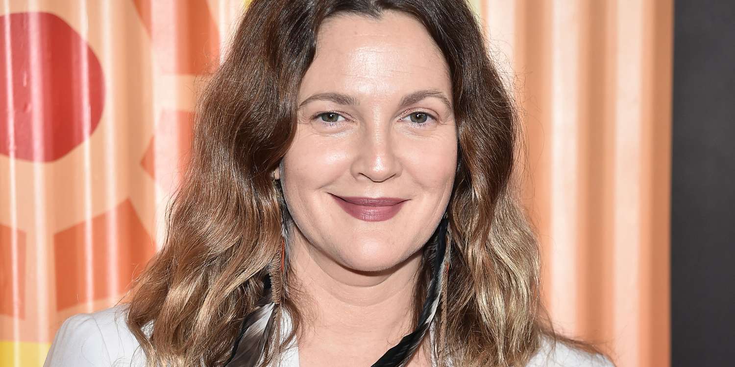 Drew Barrymore, 49, Recreated This 'Charlie's Angels' Premiere Look From 21 Years Ago