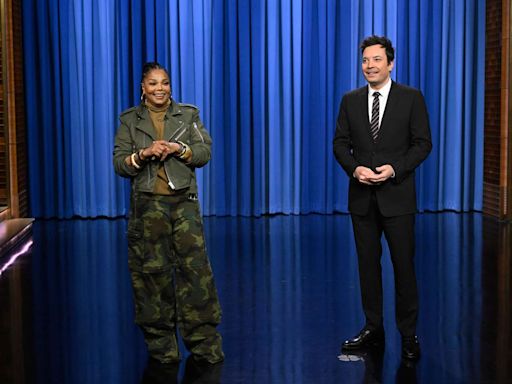 Janet Jackson Crashes Jimmy Fallon's 'Tonight Show' Monologue — and Gives Him an Impromptu Dance Lesson!